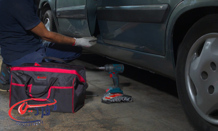 مراحل تعمیر افتادگی درب خودرو