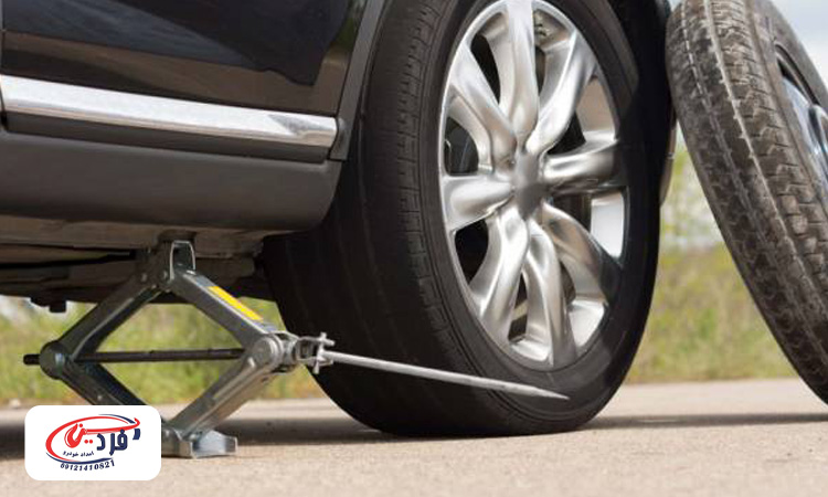 قرار دادن جک در محل مناسب