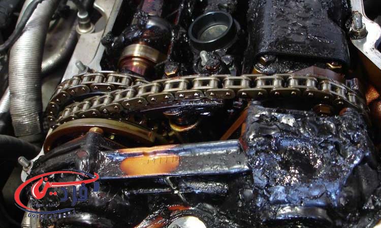 رانندگی با روغن سوزی ماشین